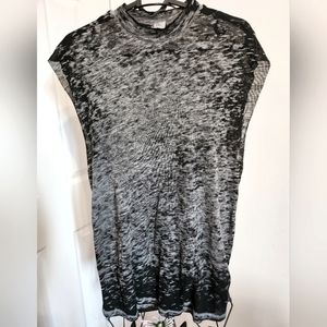 Mockneck sheer muscle tee